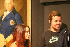 Bild_Charleen_Markus_Klasse_11_Ausstellung
